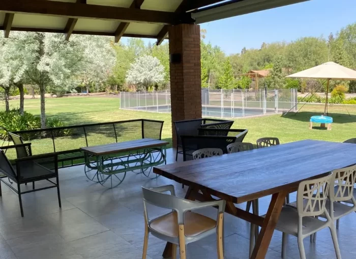 D_NQ_NP_2X_705297-MLC72898340306_112023-F-excelente-casa-380m2-condominio-algarrobo-de-batuco-lampa