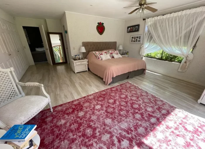 D_NQ_NP_2X_774512-MLC73509699795_122023-F-comoda-casa-bahia-chila-laguna-aculeo-5d-4blaguna-aculeo