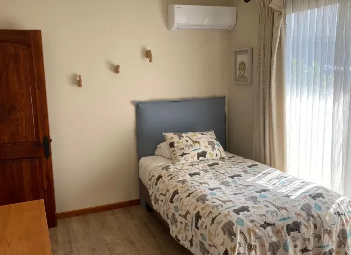 D_NQ_NP_2X_812003-MLC72898251466_112023-F-excelente-casa-380m2-condominio-algarrobo-de-batuco-lampa
